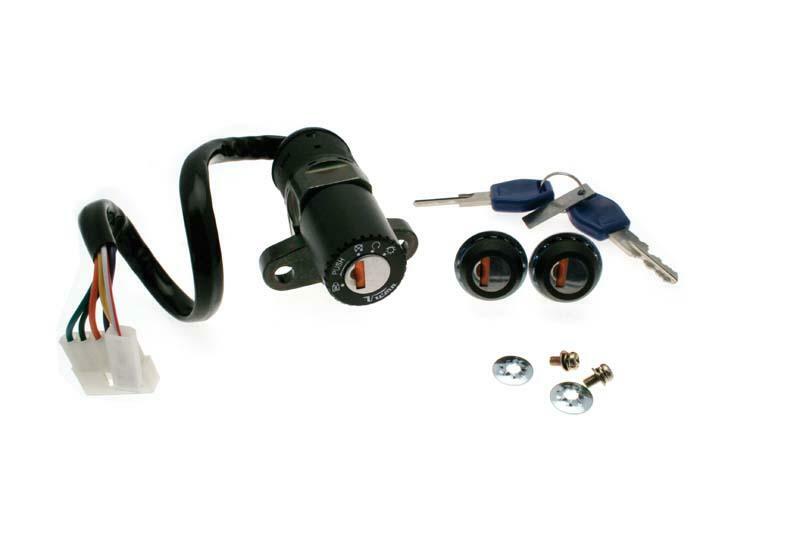 Juego cerraduras Derbi Senda